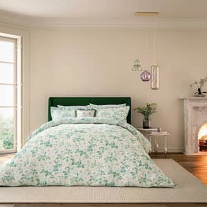 Briar Bloom in Green