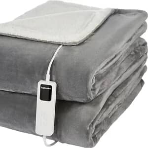Super Cosy Heated Sherpa Throw