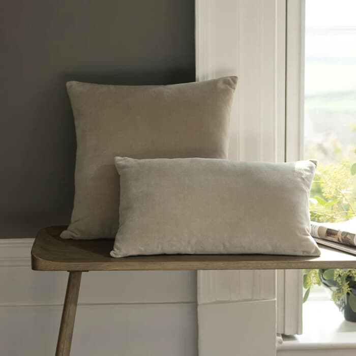 Christy Jaipur Cushion Hazelnut large