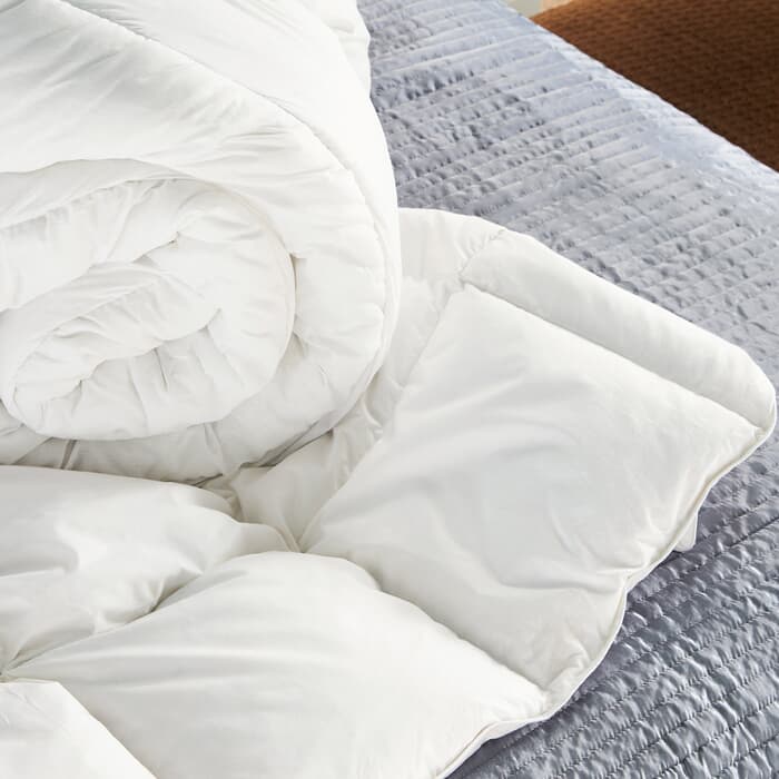 Dreamworld 5 Star Softened Goose Feather large