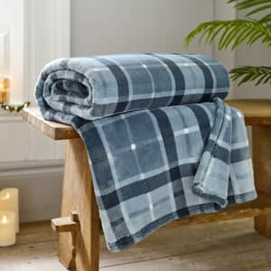 Pheasant Check Throw Navy