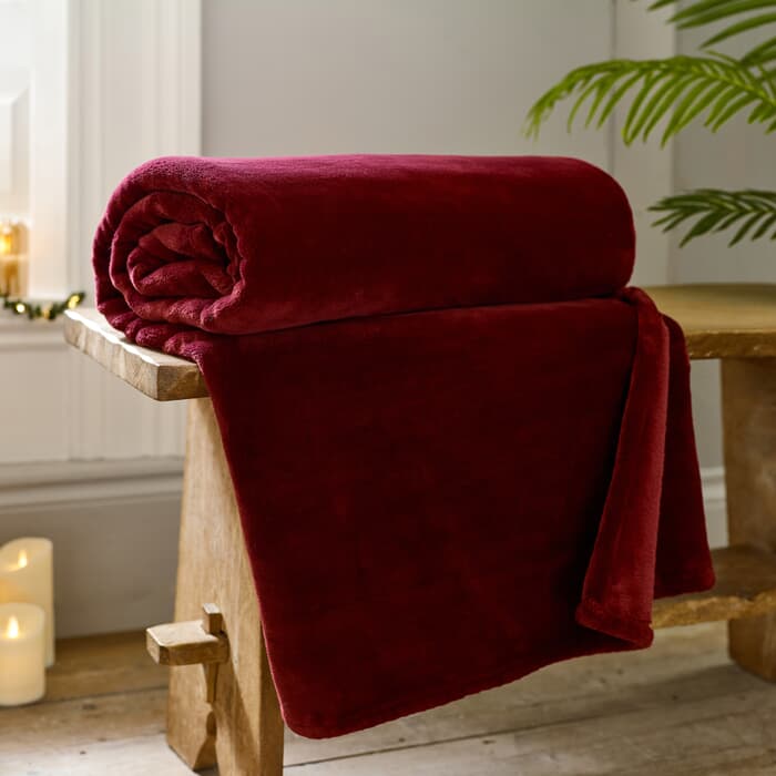 Lyndon Company Coco Touch Throw Cabernet large