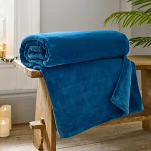 Coco Touch Throw Ink