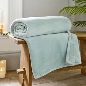 Coco Touch Throw Sky