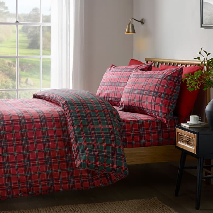 Catherine Lansfield Tartan Check Red large