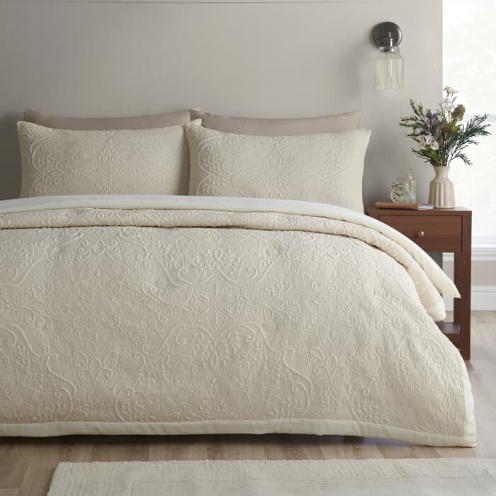 Catherine Lansfield Amelia Jacquard large