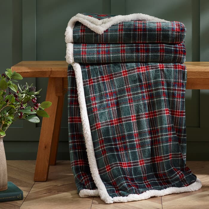 Catherine Lansfield Tartan Sherpa Check Green Throw large