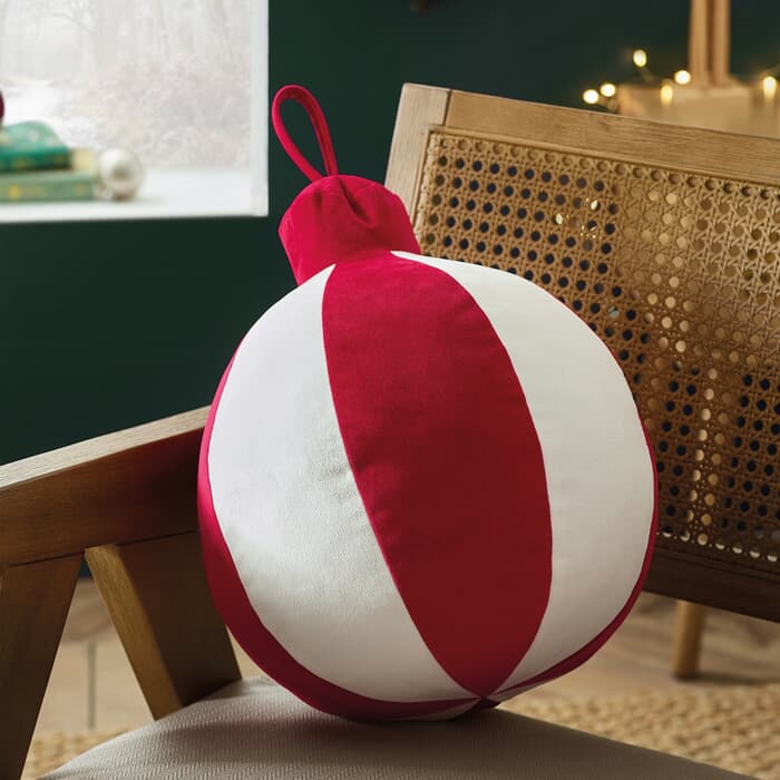 Catherine Lansfield Christmas Bauble Cushion large