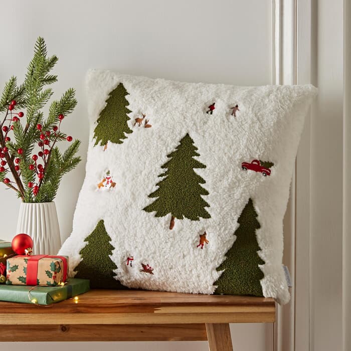 Catherine Lansfield Cosy Boucle Christmas Tree Cushion large