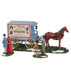 Lemax Christmas Village Traveling Photographer Wagon Set Of 3 - 13561