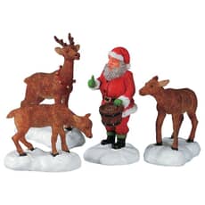 Lemax Christmas Village Santa Feeds Reindeer Set Of 4 - 52146