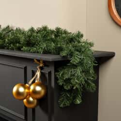 Kaemingk Everlands Imperial Artificial Christmas Garland Extra Full